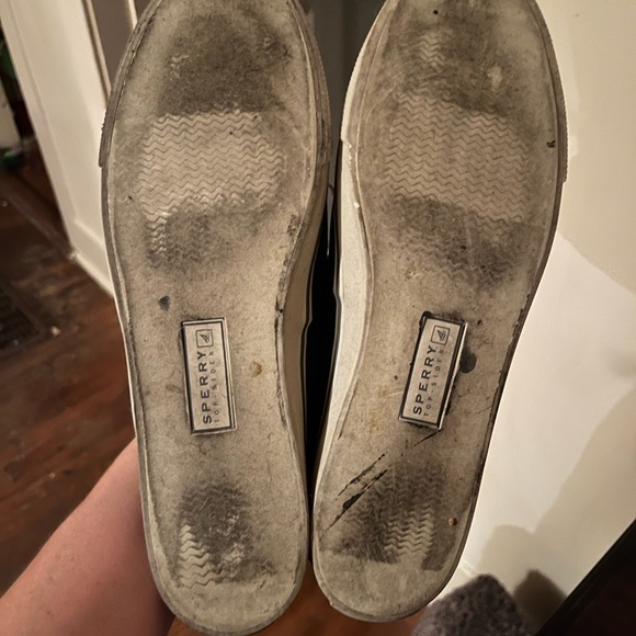 SPERRY tennis shoes worn a couple times - Picture 3 of 4